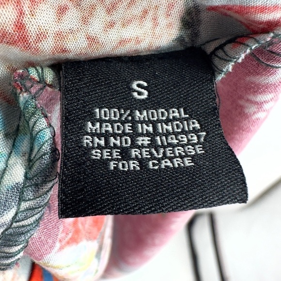 Tolani Collection Button Down Top Womens Small Floral Patchwork Boho Indie Soft - Picture 6 of 10